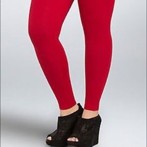 True/Tomato red leggings by Torrid